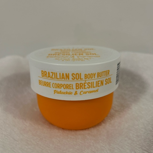 Brazilian Sol Body
Butter Pistachio & Caramel, 6oz New - Picture 2 of 5